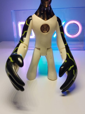 Bandai Ben 10 Upgrade figure 2006, used