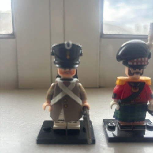 Figures excellent condition