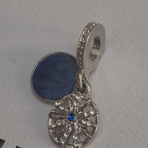 Charm for bracelets dangle with blue background, like new