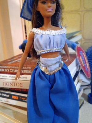 Barbie Tunisia outfit like new, doll not included