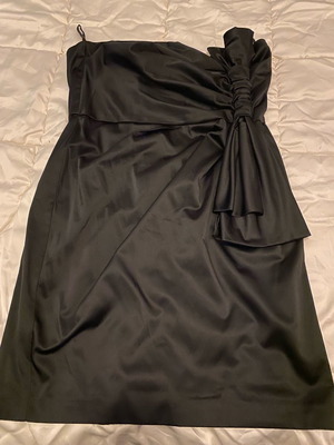 Satin evening dress new with bow XL black