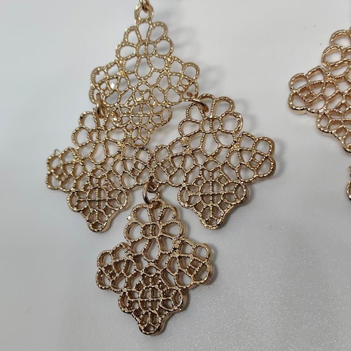 Gold Filigree Earrings like new, lightweight, hook clasp