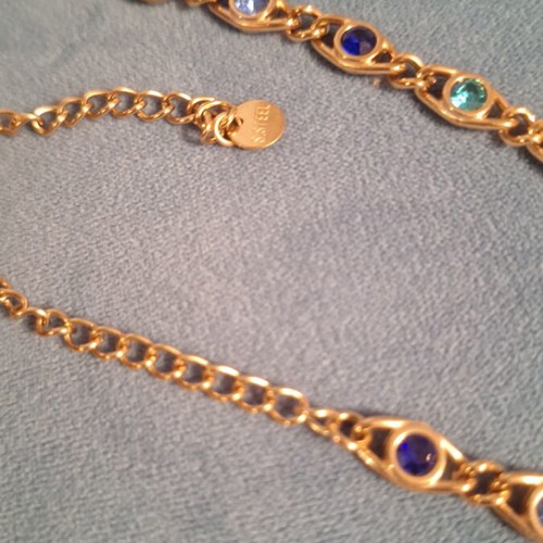 Necklace chain new, gold color with stones