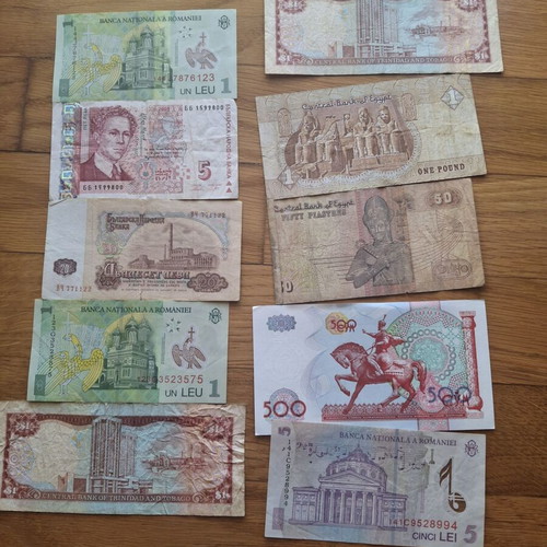 Banknotes used, set of 37 from around the world
