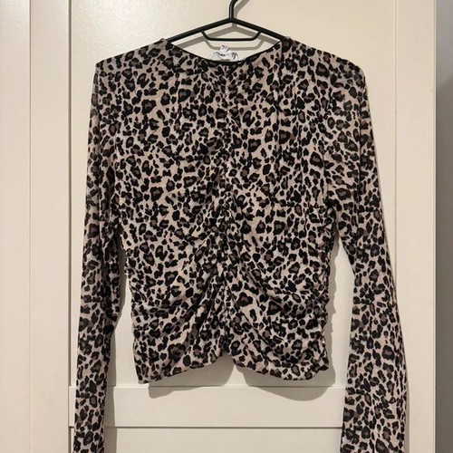 Animal print blouse Koton like new, slim fit with sheer sleeves
