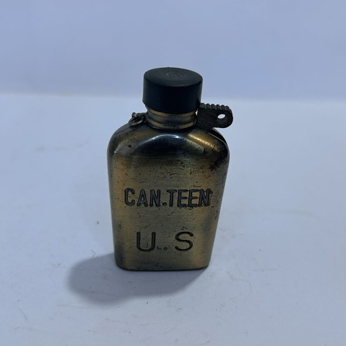 Canteen U.S. lighter empty used