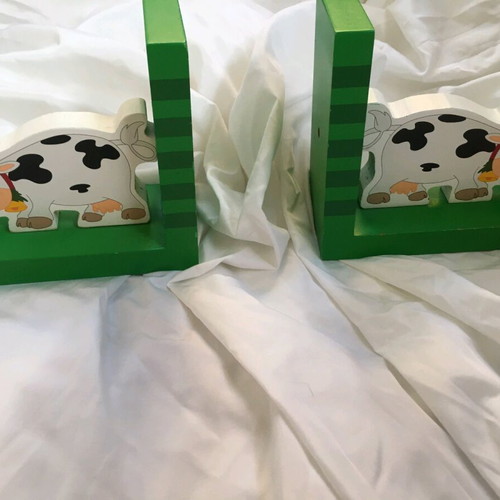 Wooden Cow Bookends like new