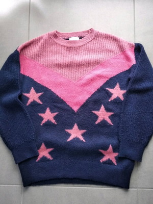 Knitted sweater like new, blue and pink