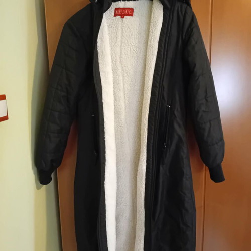 Enter long jacket like new, black and white with lining