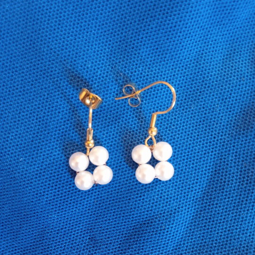 Little Perles Ioanart Handmade Earrings New, White and Gold