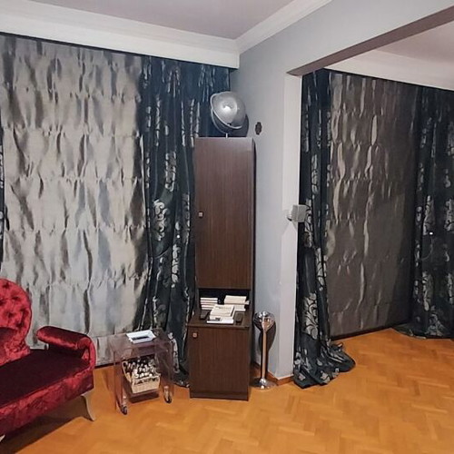 Set of 2 luxury custom made curtain sets with Roman blinds and decorative rinto