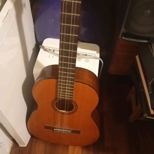 Classical guitar used