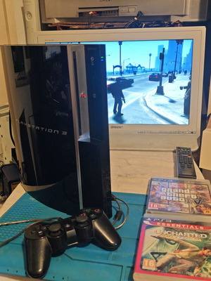 Sony PlayStation 3 Fat CECHK04 80GB κονσόλα σε πακέτο με χειριστήριο και 2 παιχνίδια