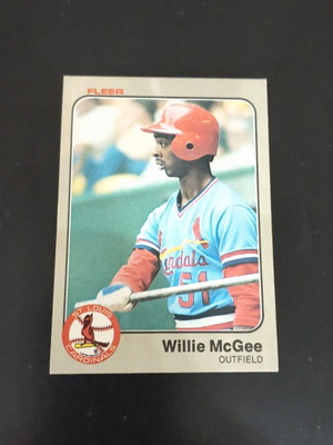 1983 Fleer Willie McGee St Louis Cardinals Baseball Card like new