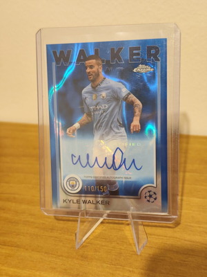 Topps Chrome Kyle Walker Manchester City Auto Autograph Blue Wave Refractor Numbered 110/150 like new