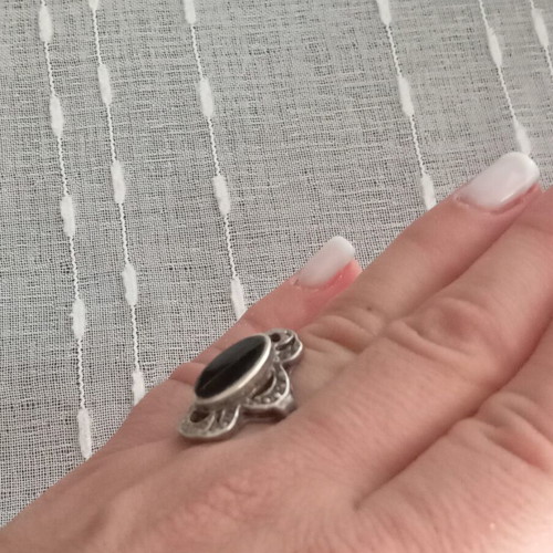 Silver ring 925 with black semi-precious stone like new