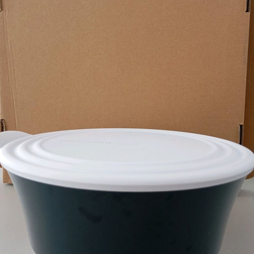 Set of 3 Elegant Tupperware containers like new