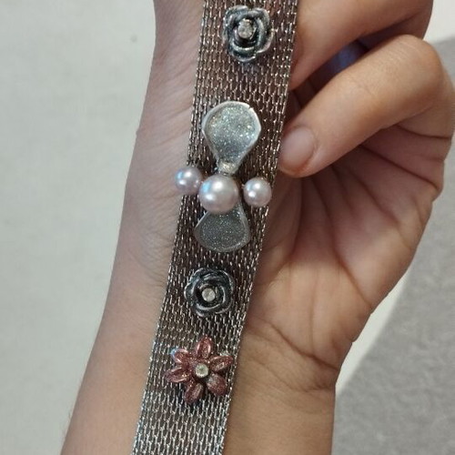 Wide mesh bracelet 2cm with romantic flowers & pearls, silver/pink