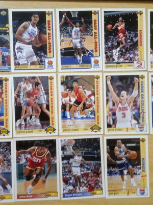 Basketball collectible cards used, pack of 14 pieces