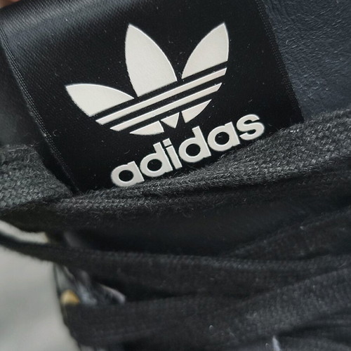 Adidas Originals Midiru Court MID 2.0 W sneakers like new, black and white