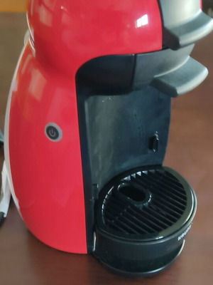 Krups Nescafe Dolce Gusto KP 1006 coffee maker like new