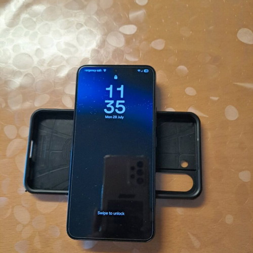 Samsung Galaxy S22 5G like new, 256GB, dual SIM, black