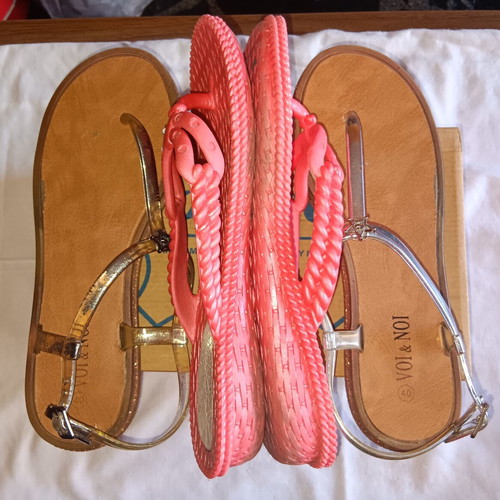 Plastic slippers and Voi&Noi sandals used, size 40-41, brown and pink