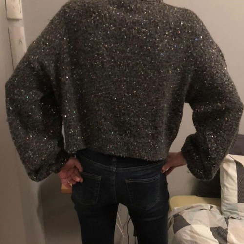 Zara olive pullover used with wide sleeves