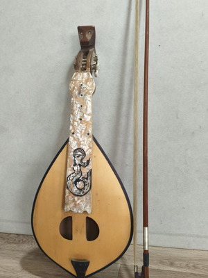 Cretan lyra handmade, like new