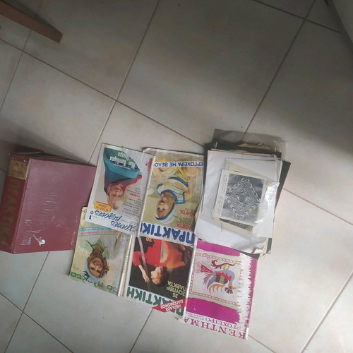 Collectible magazines like new, pack of 30+ pieces