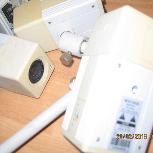 Outdoor security cameras used, functional condition, set of 4