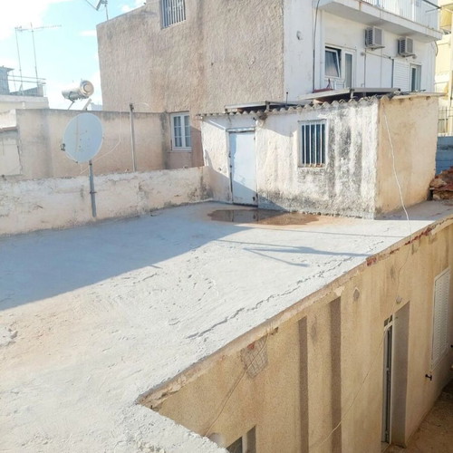 Detached ground floor house 96 sqm in Piraeus, Agia Sofia, with 3 bedrooms and storage