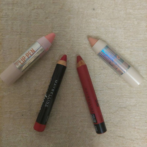 Lipsticks like new, pack of 5 pieces