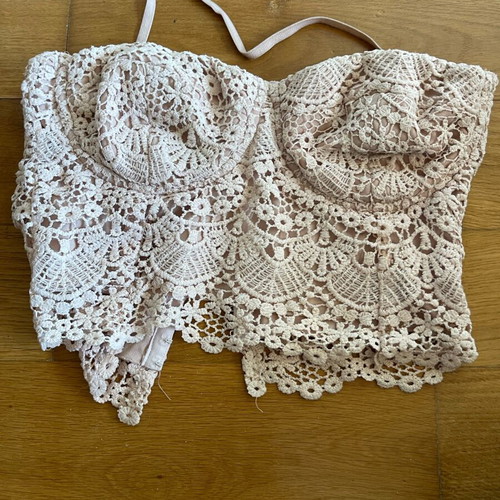 Bsb lace boho style bustier top used, beige, size L
