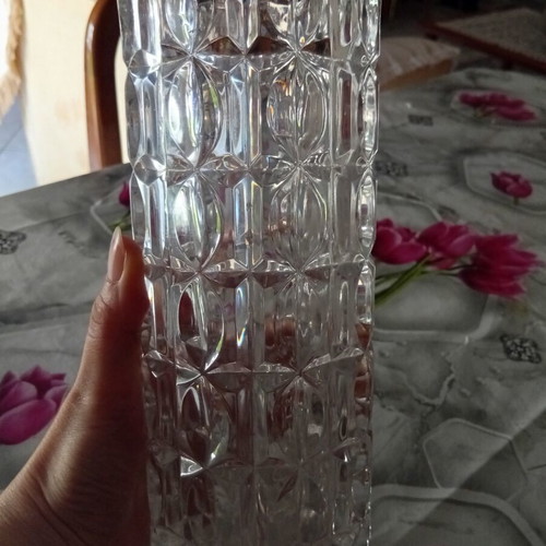 Crystal carved luxury vase, new, height 25cm diameter 10cm