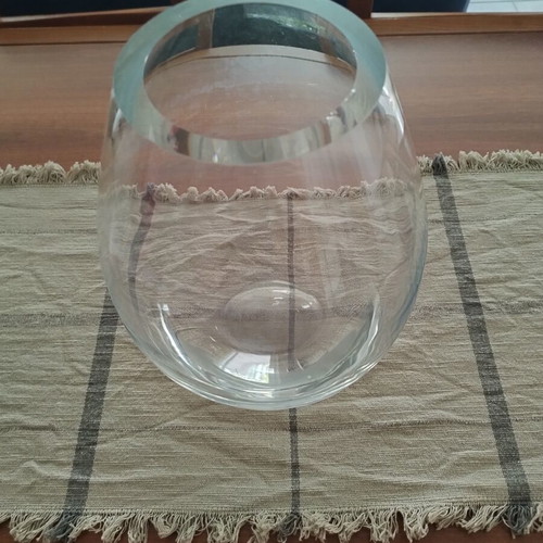Decorative vase like new for dining room