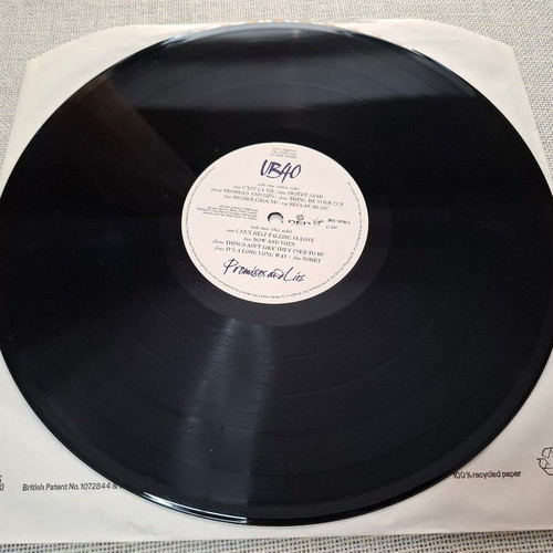 UB40 Promises and Lies LP σαν καινούργιο, reggae