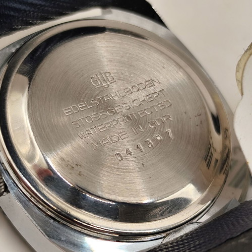 Mens watch, new old stock, 100% working