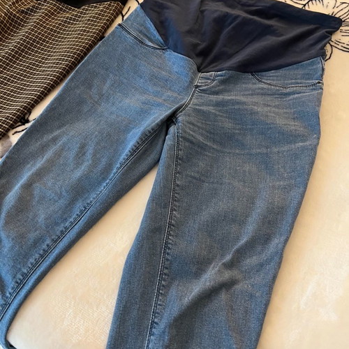 Maternity pants used, pack of 2, size S-M