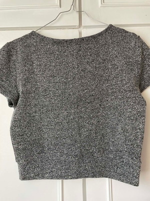 Μπλούζα κοντή Enzzo σαν καινούργιο, μαύρο και γκρι, μέγεθος L