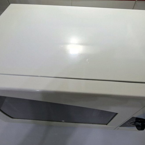 Panasonic microwave oven 20 liters 1200W like new