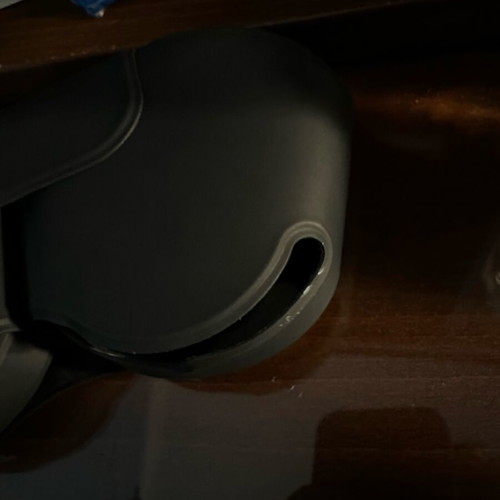 AirPods Max used with noise control issue
