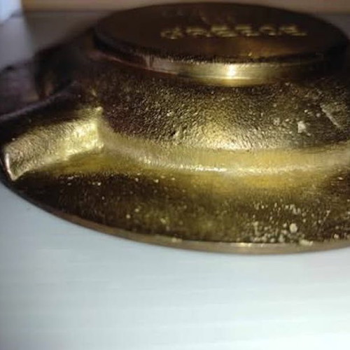 Solid brass ashtrays like new, set of 2 pieces
