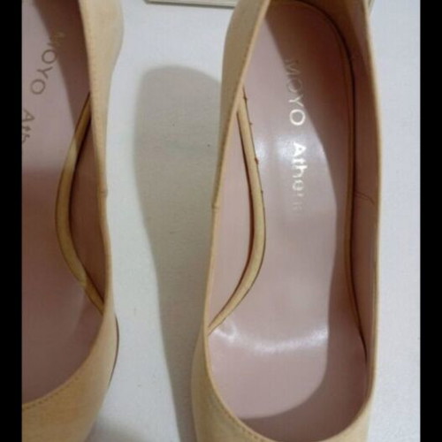 Moyo Athens Beige Lemon Pumps New Size 39 Heel 8 cm