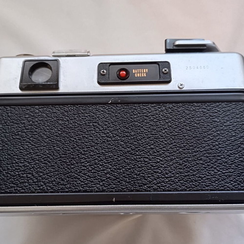 Yashica Electro 35 GSN vintage 35mm camera with original case used