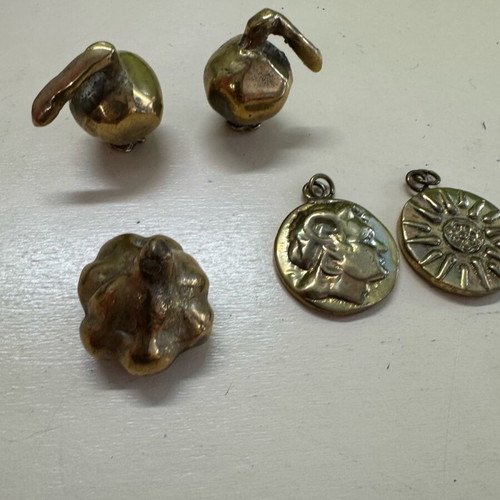 Brass decorative pieces like new