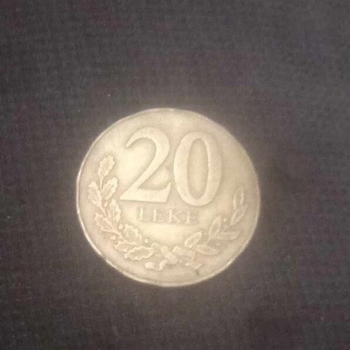 20 Leke Albanian coin 2000