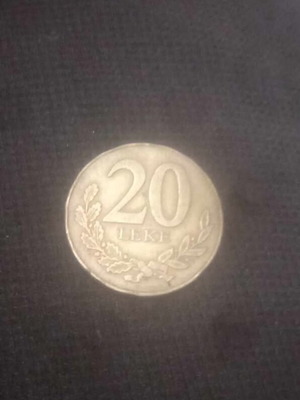 20 Leke Albanian coin 2000