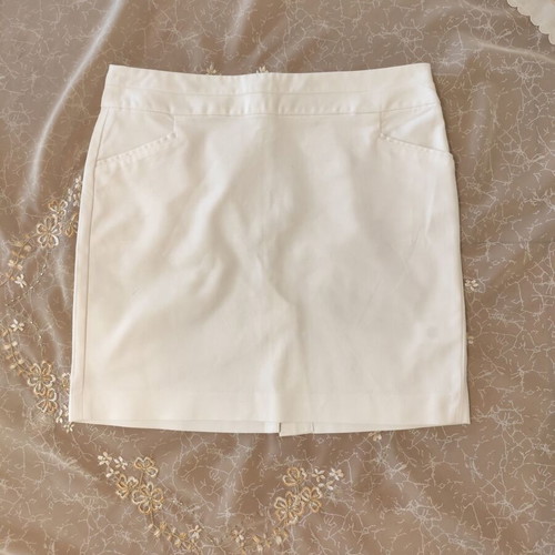 Banana Republic skirt like new, white, size L 40 12