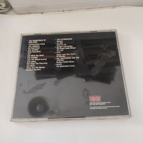Oasis On The Road World Tour 2005 CD like new, rock compilation